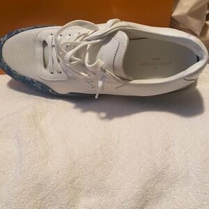 Men Louie Vuitton Denim Sneaker